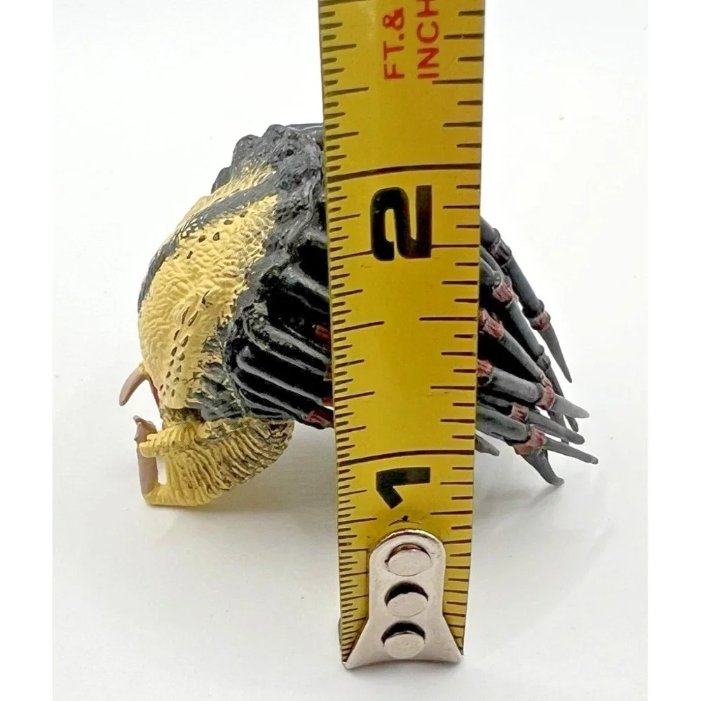 NECA Renegade Predator Alternate Replacement Head Action Figure Loose